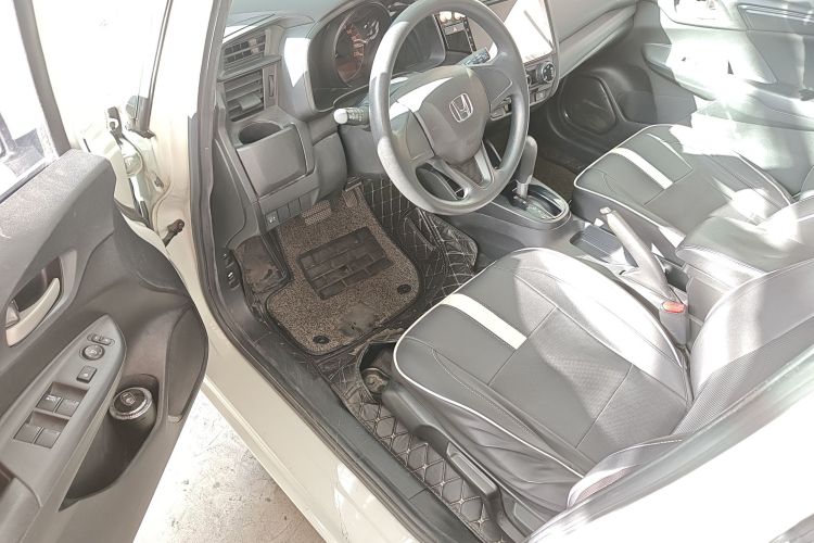 本田 飞度 2018款 1.5L CVT舒适版中控内饰20