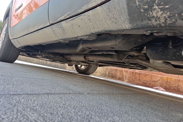 Jeep 自由侠 2019款 220T 自动领先版局部细节9003