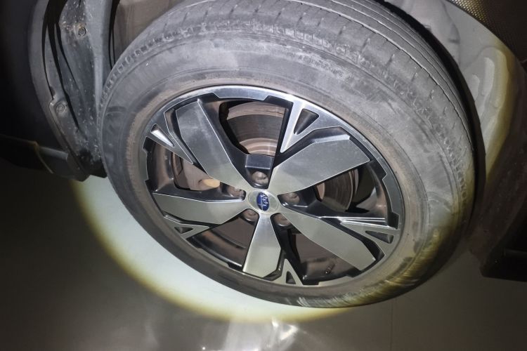 斯巴鲁 森林人 2021款 2.0i 智擎旗舰版EyeSight车身外观10