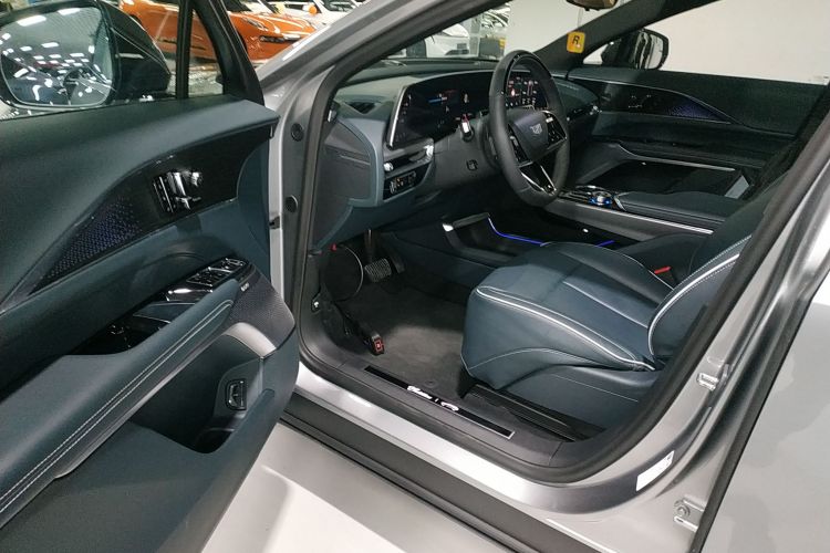凯迪拉克 IQ锐歌 2022款 后驱长续航尊贵版中控内饰20