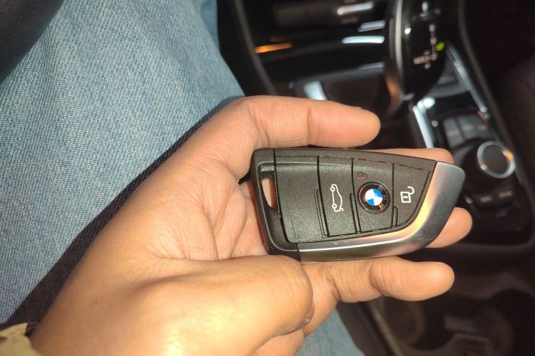 宝马2系多功能旅行车 2019款 220i 领先型中控内饰7001