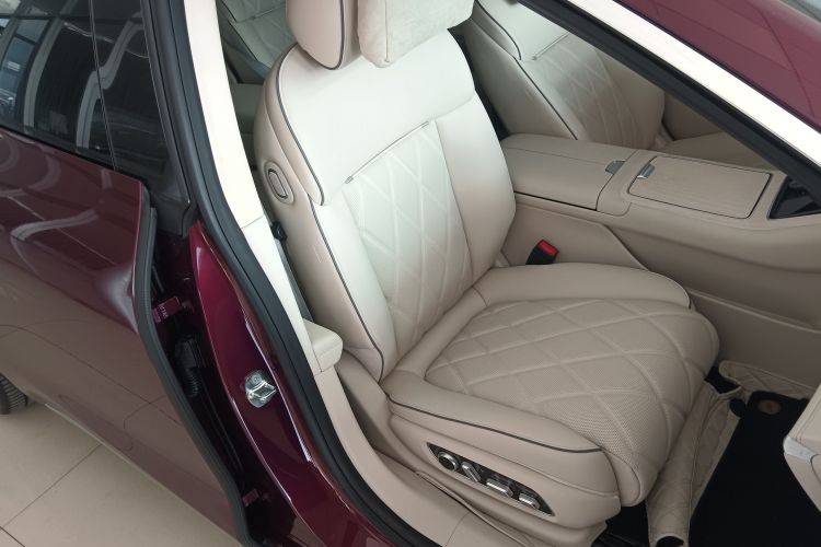 鸿蒙智行 享界S9 2024款 纯电 Ultra 四驱旗舰版局部细节41