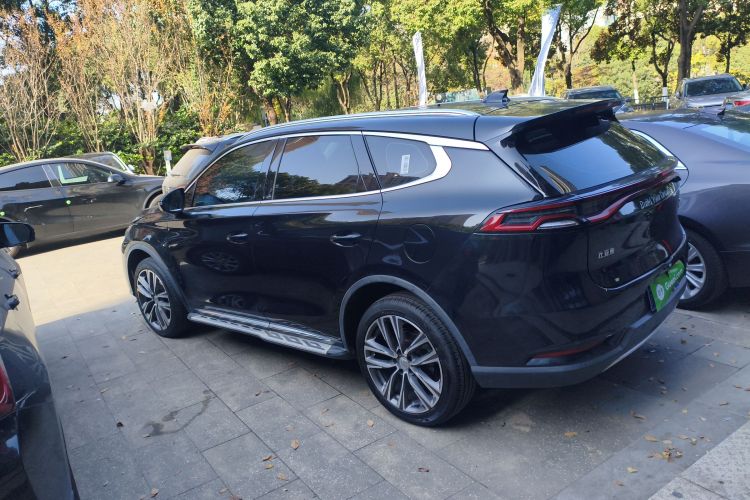 比亚迪 唐 2019款 2.0T 自动智联尊荣型 5座 国VI车身外观4