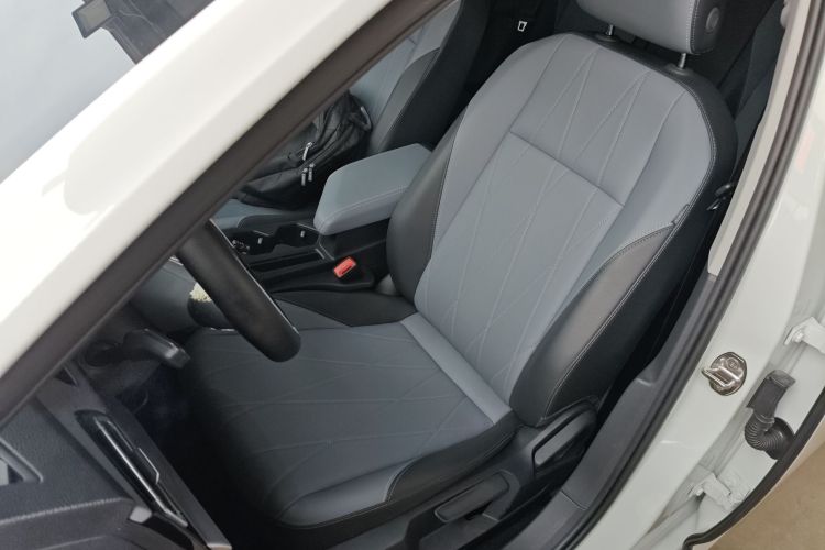 大众 朗逸 2023款 改款 1.5L 自动五百万版中控内饰19