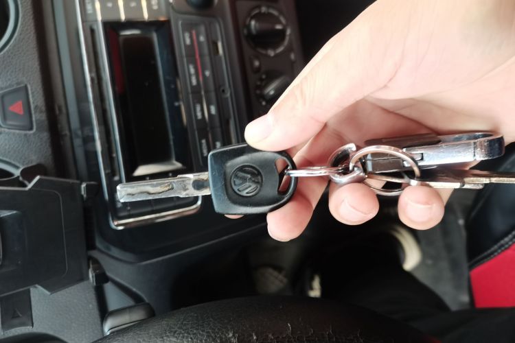 大众 捷达 2015款 质惠版 1.6L 手动时尚型中控内饰11