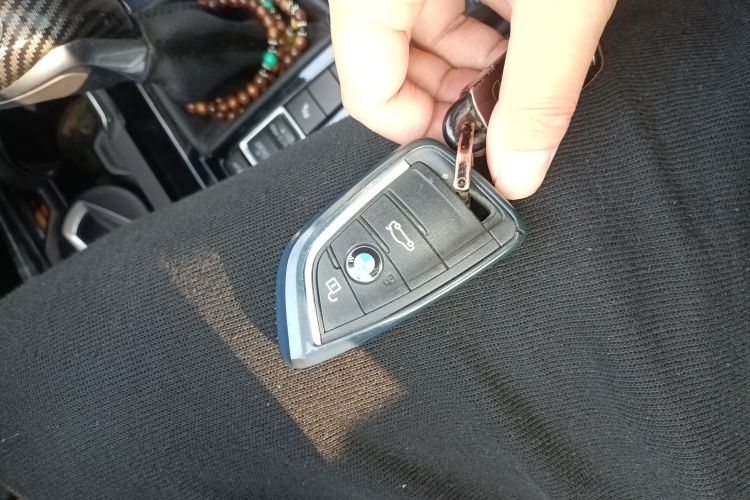 宝马X1 2016款 sDrive18Li 豪华型中控内饰11