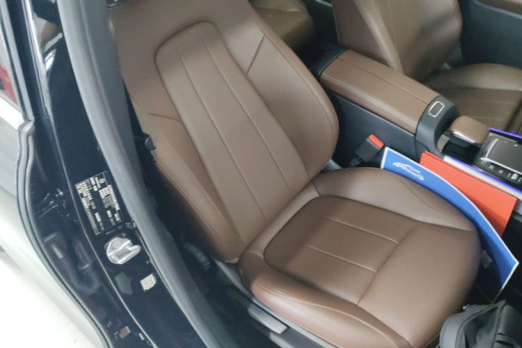 奔驰GLB 2022款 GLB 220 时尚型局部细节41