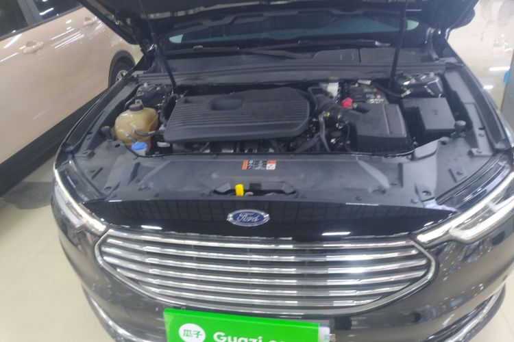 福特 金牛座 2019款 EcoBoost 245 尊享版机舱底盘24