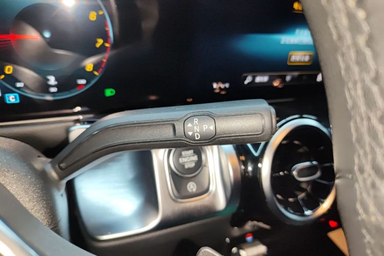 奔驰GLB 2020款 GLB 180 时尚型局部细节18