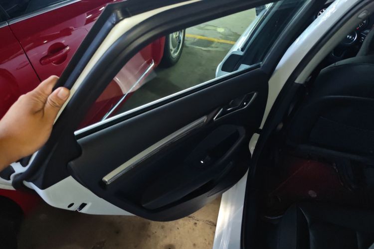 奥迪A3 2018款 30周年年型 Sportback 40 TFSI 风尚型中控内饰7008