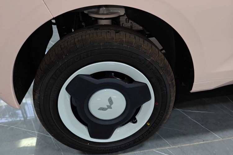 五菱汽车 宏光MINIEV 2024款 第三代 215km 青春版车身外观6008