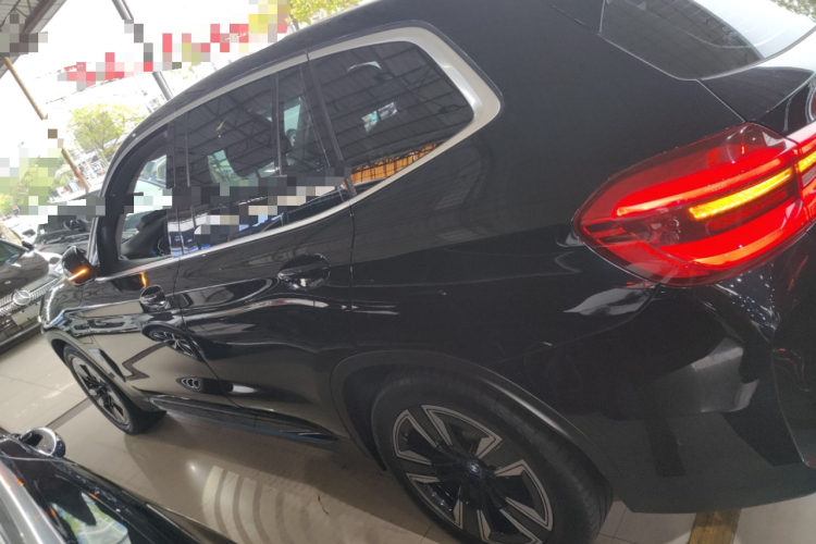 宝马iX3 2021款 改款 领先型车身外观6003