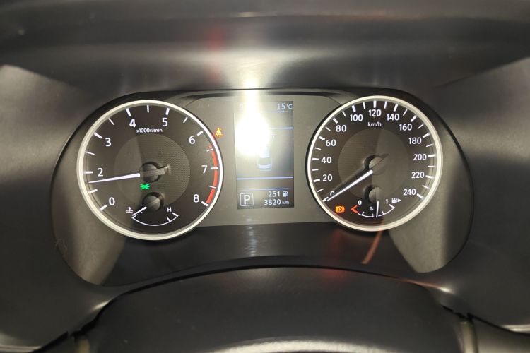 日产 轩逸 2025款 1.6L CVT真心版中控内饰14