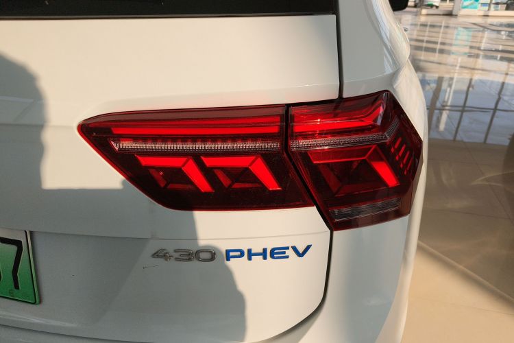 大众 途观L新能源 2023款 430PHEV 插电混动尊贵版车身外观9