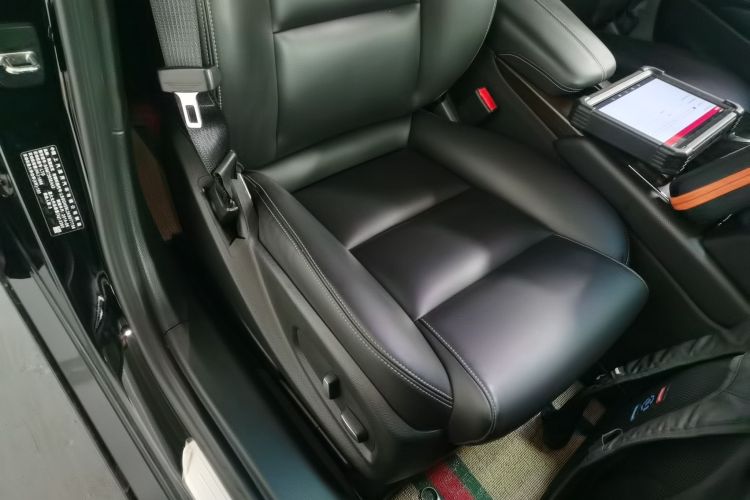 凯迪拉克XTS 2018款 28T 技术型局部细节41