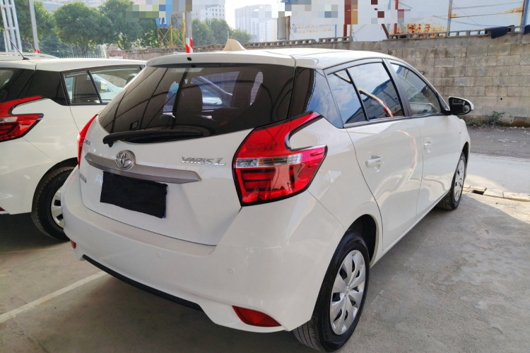丰田 YARiS L 致炫 2022款 1.5L CVT领先PLUS版车身外观7