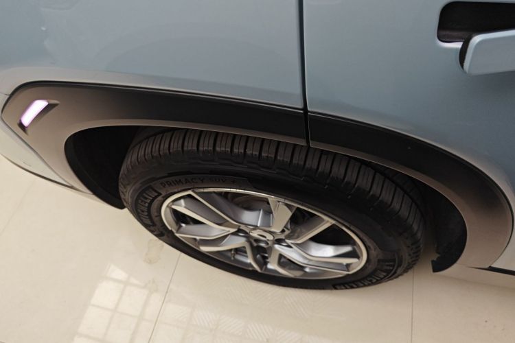 蔚来ES6 2020款 600KM 运动版车身外观6008