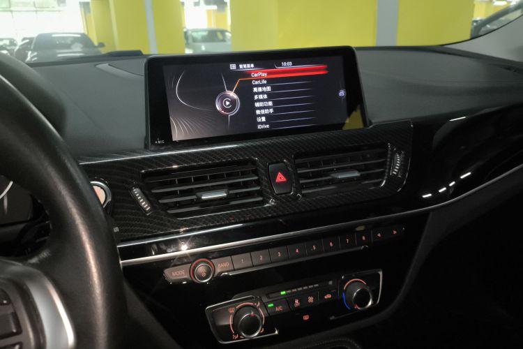 宝马1系 2017款 118i 运动型中控内饰16