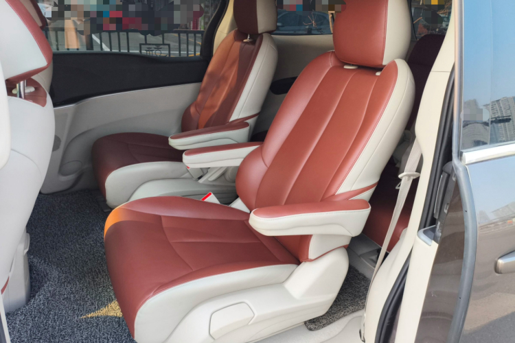 别克GL8 2023款 陆上公务舱 智享型中控内饰21