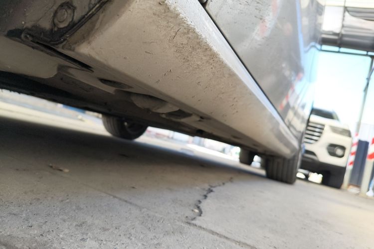 奔驰B级 2015款 B 200 时尚型局部细节9004