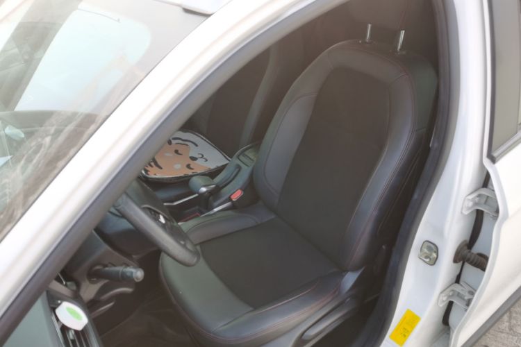 雪铁龙C3-XR 2018款 1.6L 自动先锋型中控内饰19