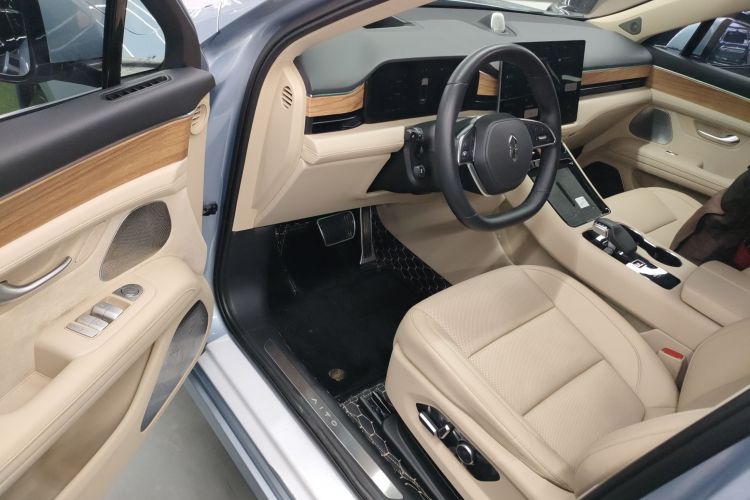 鸿蒙智行 问界M5 2022款 纯电后驱标准版中控内饰7003