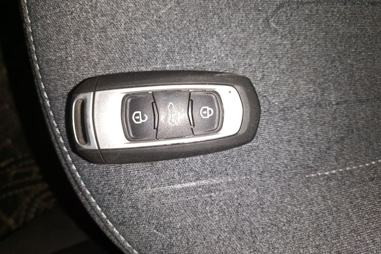 吉利银河 2023款 熊猫mini 200km 耐力熊中控内饰11