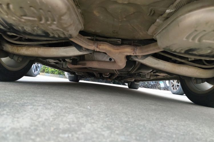 别克 君越 2014款 2.0T SIDI 精英技术型局部细节9009