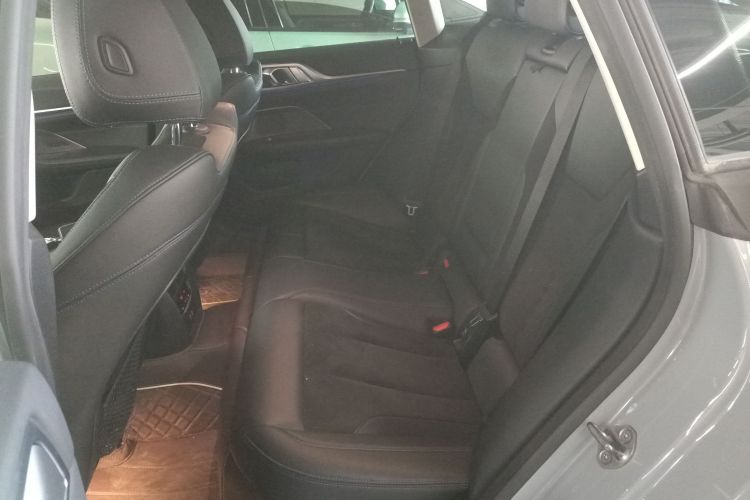 宝马4系 2022款 425i Gran Coupe M运动套装中控内饰21