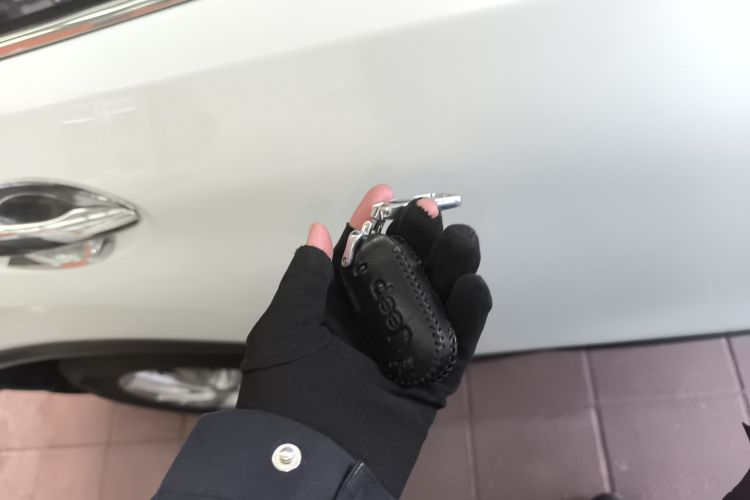 Jeep 指南者 2017款 200T 自动家享版中控内饰7001