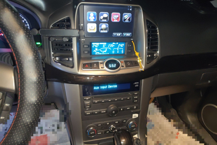 雪佛兰 科帕奇 2014款 2.4L 四驱旗舰版 7座中控内饰16