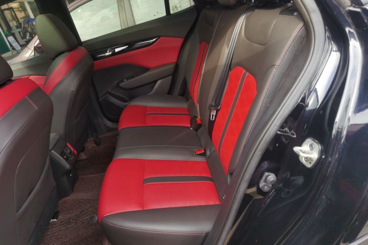 东风风神 奕炫GS 2021款 230T 自动追曜武士版中控内饰7004