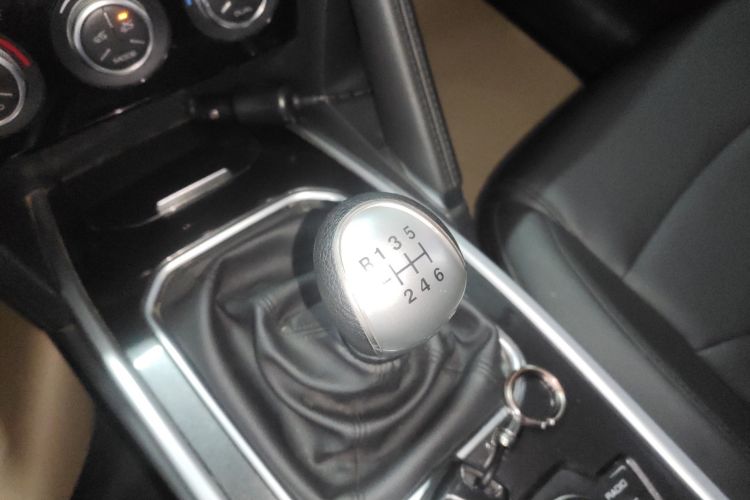 哈弗H6 2018款 蓝标 运动版 1.5T 手动两驱精英型局部细节18