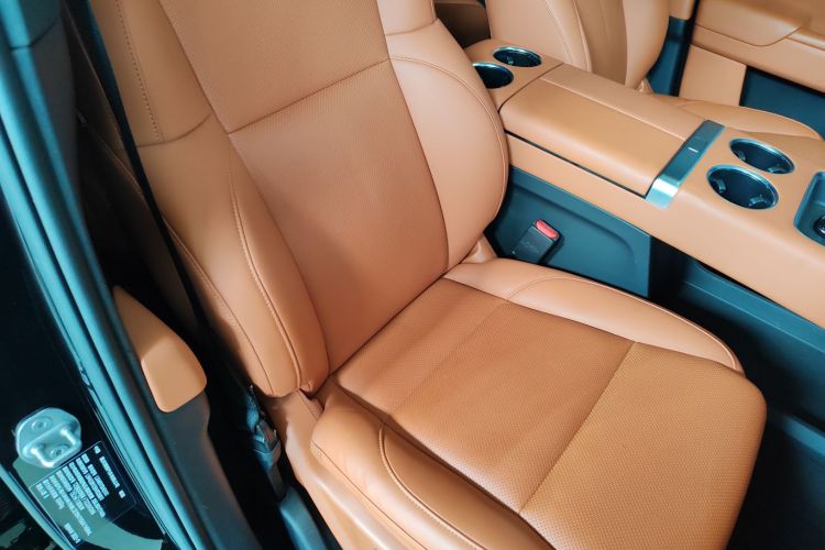 理想汽车 理想L8 2023款 Max局部细节41