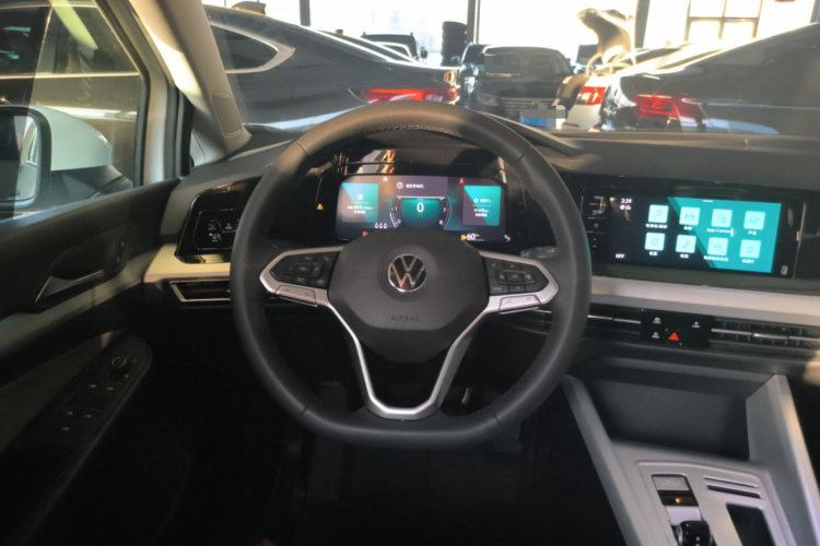 大众 高尔夫 2023款 200TSI DSG Pro中控内饰13