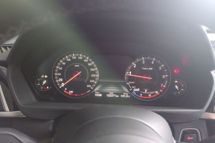 宝马3系GT 2020款 320i M运动套装中控内饰14