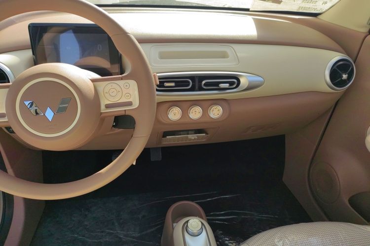 五菱汽车 宏光MINIEV 2025款 四门版 进阶款中控内饰16