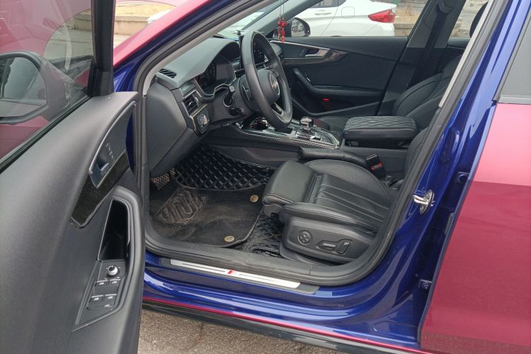 奥迪A4L 2020款 40 TFSI 时尚动感型中控内饰20