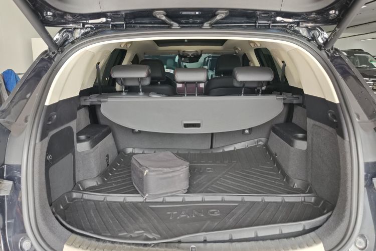 比亚迪 唐新能源 2018款 DM 2.0T 全时四驱智联创领型 5座 国V局部细节23