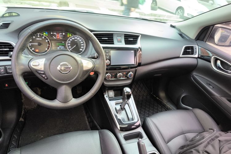 日产 轩逸 2018款 1.6XV CVT尊享版中控内饰16