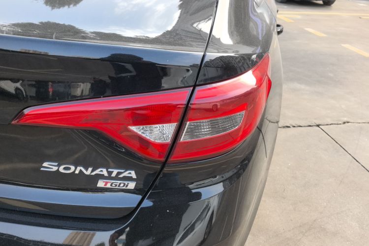 现代 索纳塔 2015款 1.6T GS时尚型车身外观9