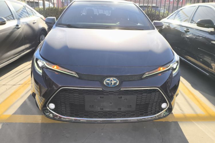 丰田 雷凌 2019款 双擎 1.8H E-CVT运动版 国VI车身外观2