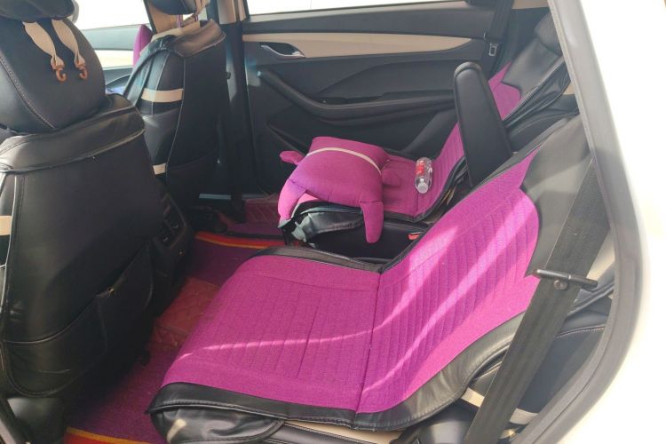 宝骏360 2018款 1.5L 自动豪华型 国V中控内饰21