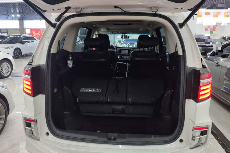 本田 艾力绅 2016款 2.4L 豪华版机舱底盘23