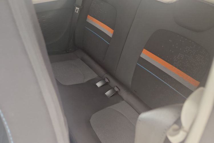 五菱汽车 宏光MINIEV 2020款 自在款 磷酸铁锂中控内饰21