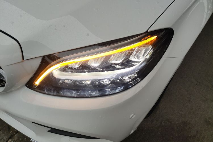 奔驰C级 2021款 C 260 L 运动版局部细节36