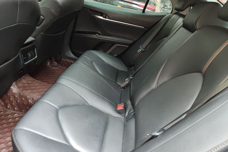 丰田 凯美瑞 2021款 2.5G 豪华版中控内饰21