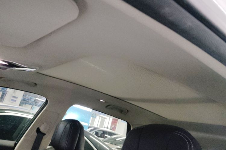 吉利汽车 嘉际 2019款 1.5TD MHEV DCT臻享型中控内饰22