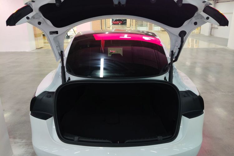 特斯拉 Model 3 2025款 后轮驱动版局部细节23