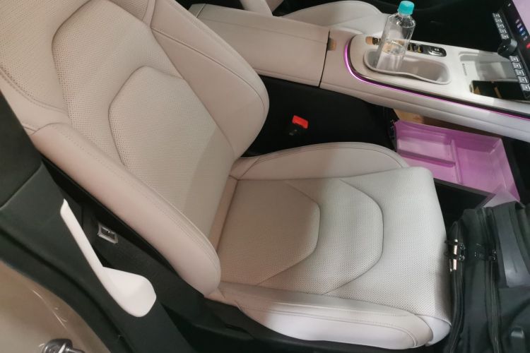 小米汽车 小米SU7 2024款 四驱超长续航高阶智驾Max版局部细节41